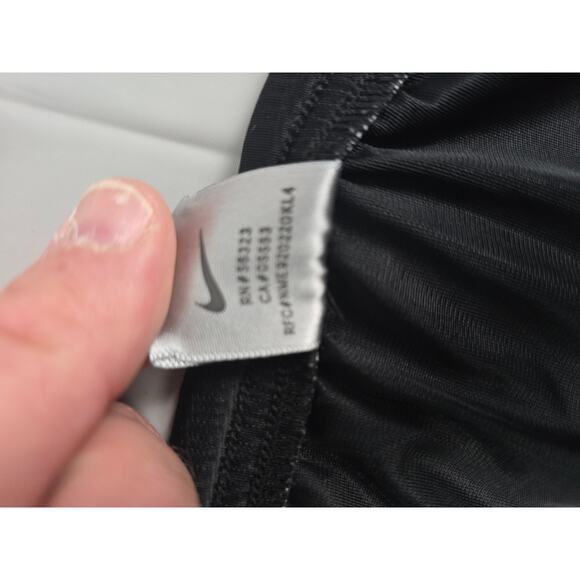 Sold Vintage Nike Women's Skirt Mesh Golf Tennis Black Size XL Front Pockets - Picture 8 of 10